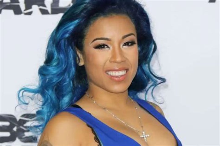 Keyshia Cole Shows Off Her Unexpected Talent In New Photo Much To The Delight Of Her Boyfriend, Niko ‘Khale’ Hale, While In Quarantine