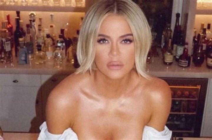 Khloe Kardashian Leaves Fans Speechless In White Nicolas Jebran Dress And Faux Mini Bob As She Attends Beyonce’s And Jay-Z’s Oscars After Party