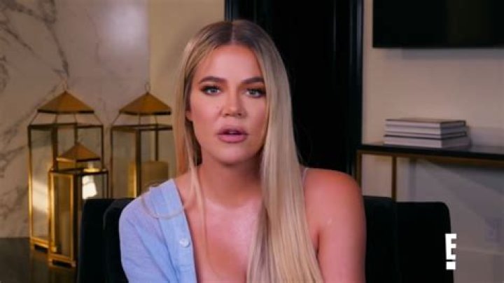 Khloe Kardashian Reportedly Feels Pressured To Date Again