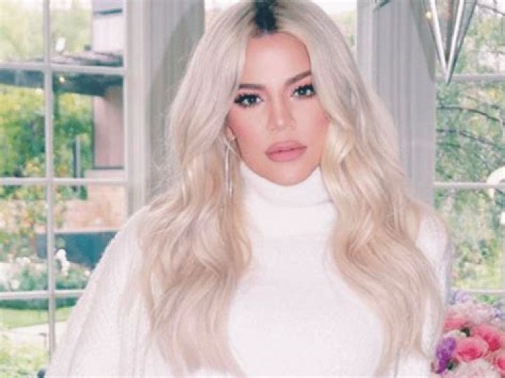 Khloe Kardashian Sends Clothes To Fan Who Worked “Extra Shifts” For Good American Jeans After Social Media Backlash