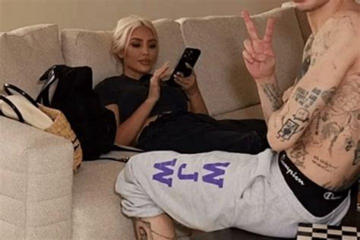 Kim Kardashian Check From The Italian Diner Came Off The Waiter