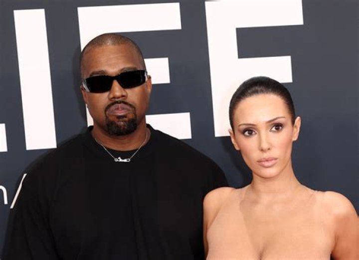 Kim Kardashian Goes Out To Dinner With Kanye West And Wears No Makeup — Shocks Fans!