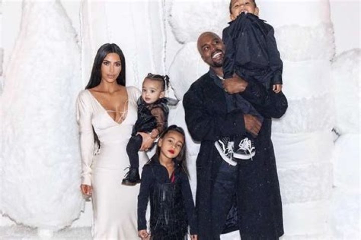 Kim Kardashian Is Eyeing A Very Political 2019 After Getting $14 Million Christmas Gift From Kanye West