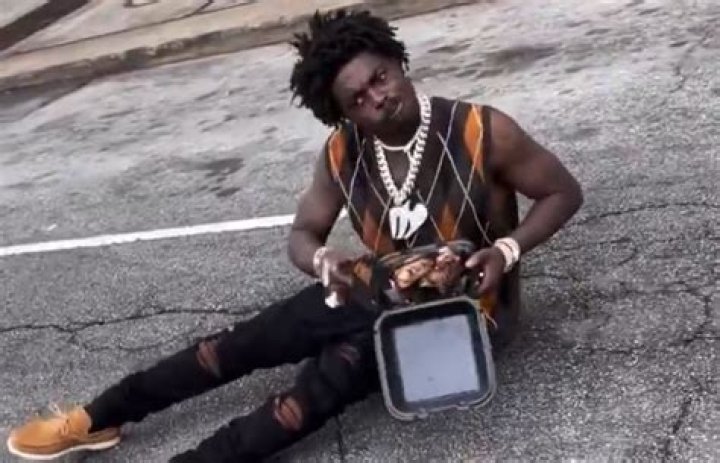 Kodak Black Sends Fans A Message From Jail – His Fans Get Emotional And Offer Him Support