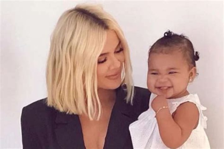 KUWK: Khloe Kardashian Mom-Shamed For Having A Nanny – She Claps Back!