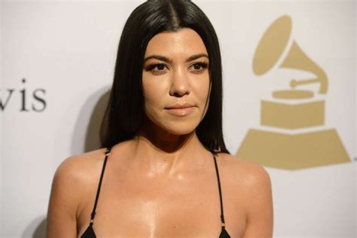 KUWK: Kourtney Kardashian Admits She Really Wants ‘To Be In Love’