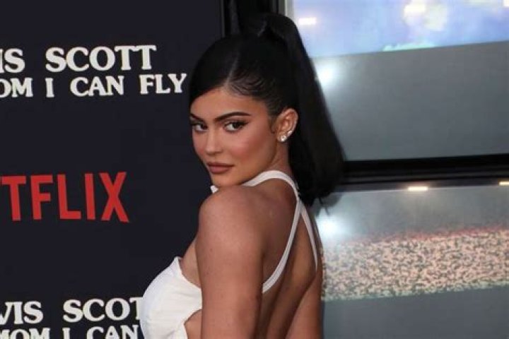 KUWK: Kylie Jenner Posts The Cutest Clip Of Chicago West Telling Stormi She Likes Her Hair!