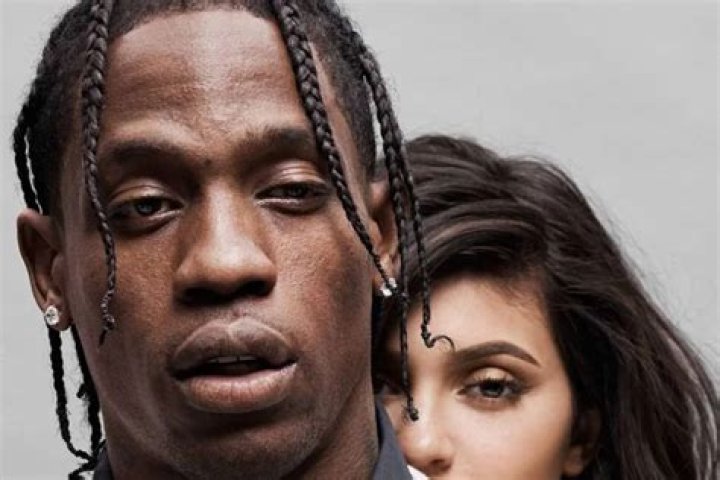 Kylie Jenner Defends Her Man Travis Scott Amid Kanye West Drama