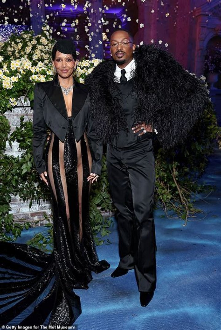 La La Anthony Is Dripping In Gold In Bathing Suit Photo That Has Halle Berry Searching For God