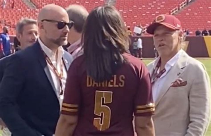 Lauren London Teams Up With Some Of Nipsey Hussle’s Close Friends For A Powerful Photo Shoot — Fans Quickly Noticed The Two Things The Actress Might Have Lost Forever