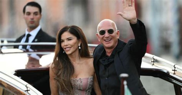 Lawsuit Against Jeff Bezos Filed By Lauren Sanchez’s Brother Thrown Out Of Court