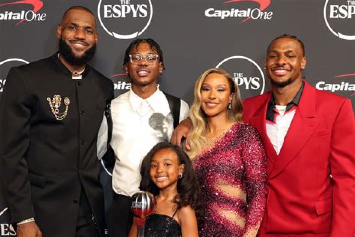 LeBron James’s Wife, Savannah James, Stole The Spotlight In This Video For This Reason As She Watched Drake Behave Like A School Boy After The Baby Mama Sophie Brussaux Controversy
