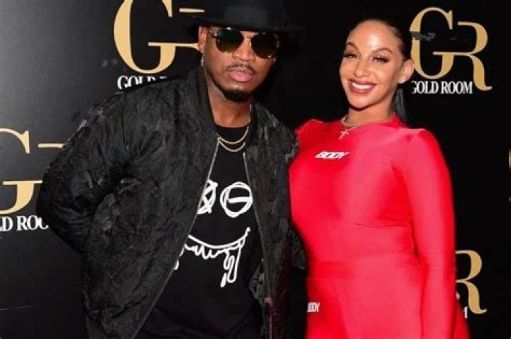 Lee Majors Gets Candid About His Famous Marriage To The Late Farrah Fawcett