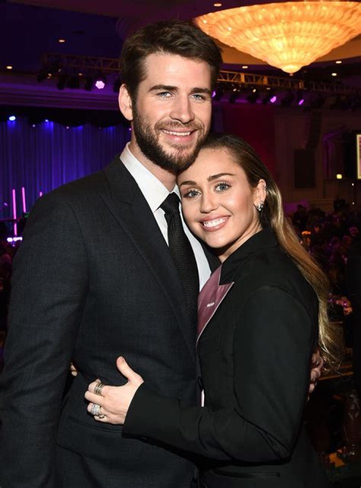 Liam Hemsworth Misses Miley Cyrus A Lot, Source Says – He’ll ‘Always Love’ Her!