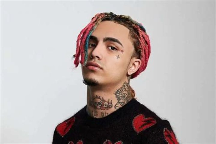 Lil’ Pump Fans Freak Out Again After He Says He Feels Like ‘Dying’ On Twitter