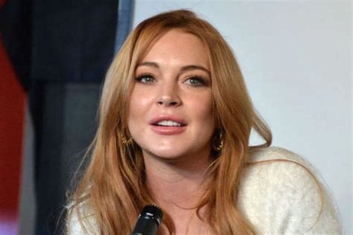 Lindsay Lohan Seems To Flirt With Miley Cyrus’ Ex, Liam Hemsworth – Says She Wanted To Meet Up!