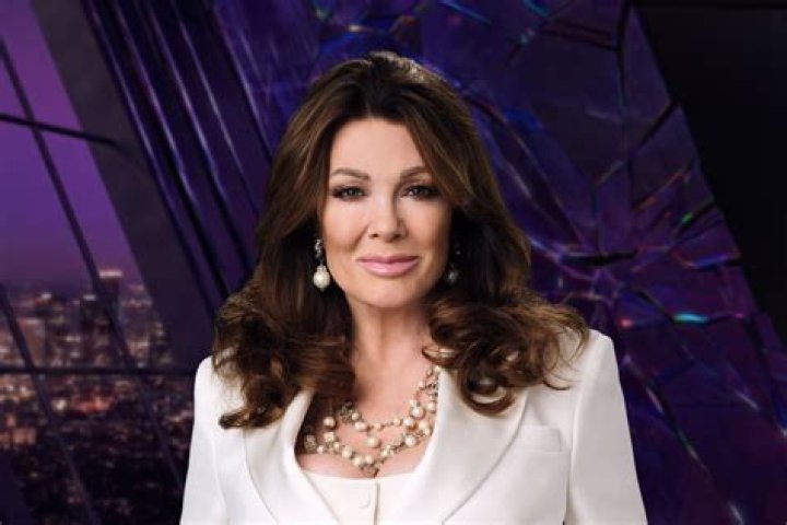 Lisa Vanderpump Grieving Mother’s Loss In An Unhealthy Way, Source Says – She’s Really Struggling