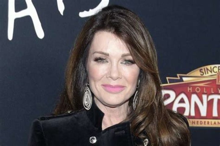 Lisa Vanderpump Makes Her ‘RHOBH’ Exit Official With Video And Sentimental Message