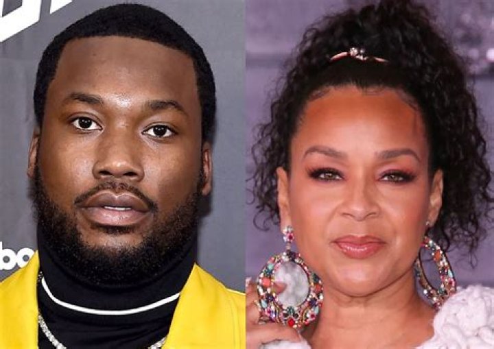 LisaRaye McCoy Talks About Meek Mill’s VIP Package For Her OnlyFans Page: “Tell Him I’m Here And Tell Him To Pull Through. Come Through”