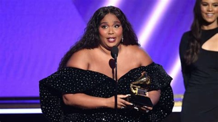 Lizzo Tears Up During Video Discussion About ‘Black Lives Matter’ And More – Check Out Her Powerful And Touching Speech!