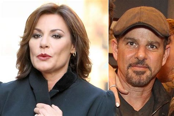 LuAnn De Lesseps Confirms She And Rich Super Are Dating Again A Year After Dumping Her!