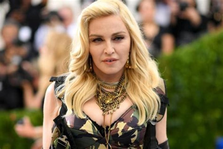 Madonna Is ‘Proud Of Her Body’ At 60 Years Old Amid Rumors She Got Botched Plastic Surgery!