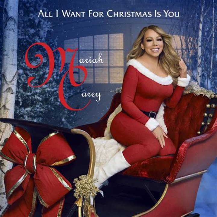 Mariah Carey Is Taking Over Christmas And She’s Bringing Cookies — Mariah’s Cookies Coming Near You!