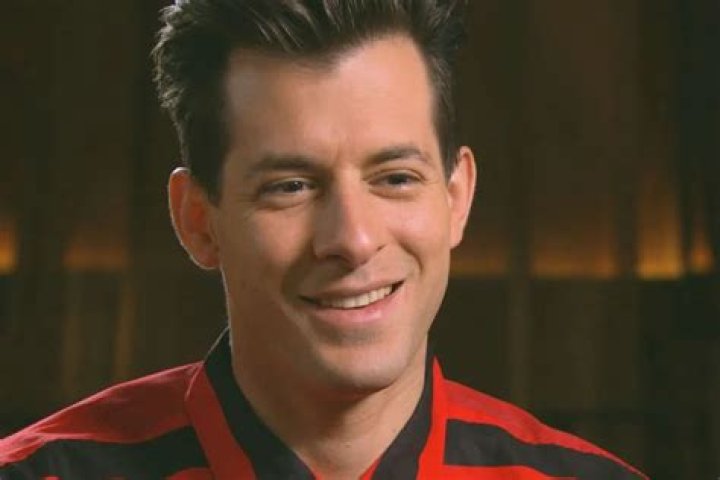 Mark Ronson Claims That He Identifies As ‘Sapiosexual’