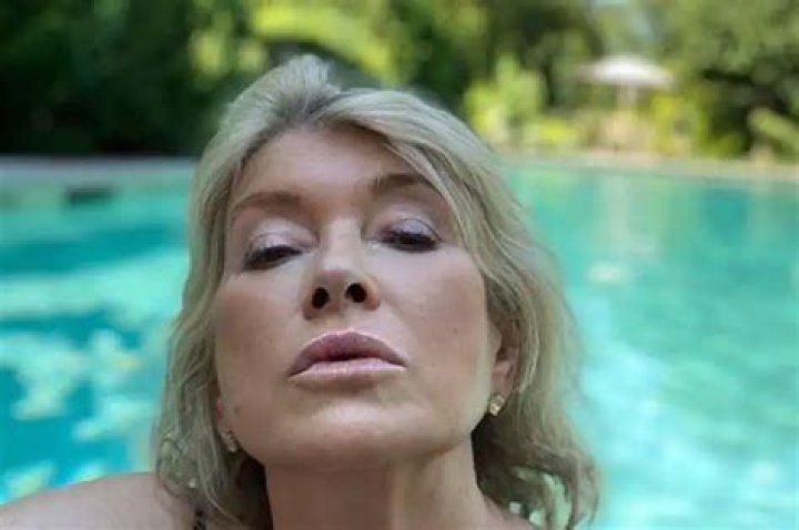 Martha Stewart Says She Got 14 Proposals On The Day She Posted That Sultry Pool Pic!