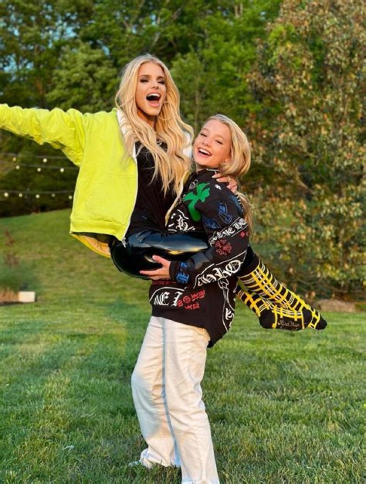 Maxwell Drew, Jessica Simpsons Daughter, Looks As Fly As Her Mother