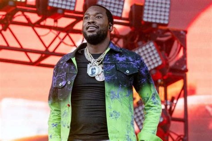 Meek Mill Releases The Video For ‘Blue Notes 2′ – Here Are Fans’ Reactions