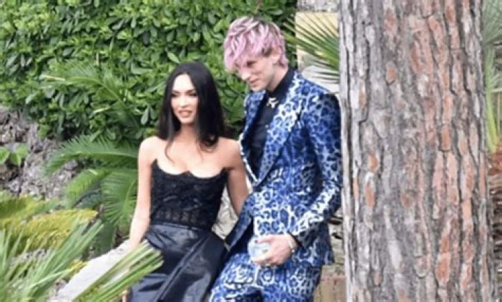 Megan Fox posted a very touching photo in which her future husband Machine Gun Kelly is courting her in a special way