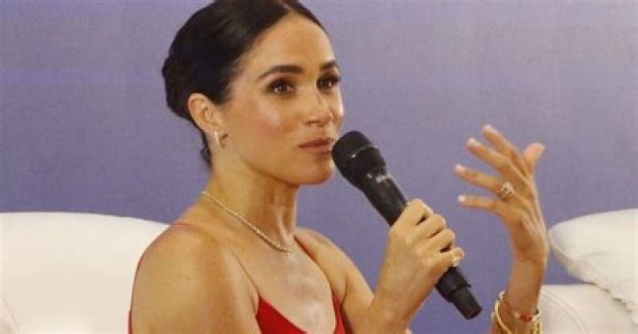 Meghan Markle Delivers Powerful Speech Amid Her Surprise ‘CNN Heroes’ Appearance!