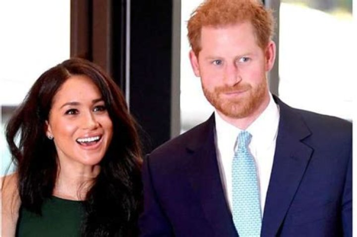 Meghan Markle Returns To Canada As Prince Harry Attempts To Work Things Out With The Royal Family
