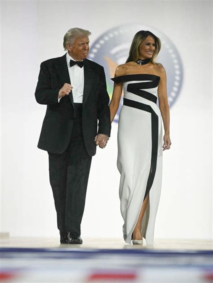 Melania Trump Dress Mocked On Social Media – People Say It Looks Like Donald Trump Drew On It With A Sharpie!