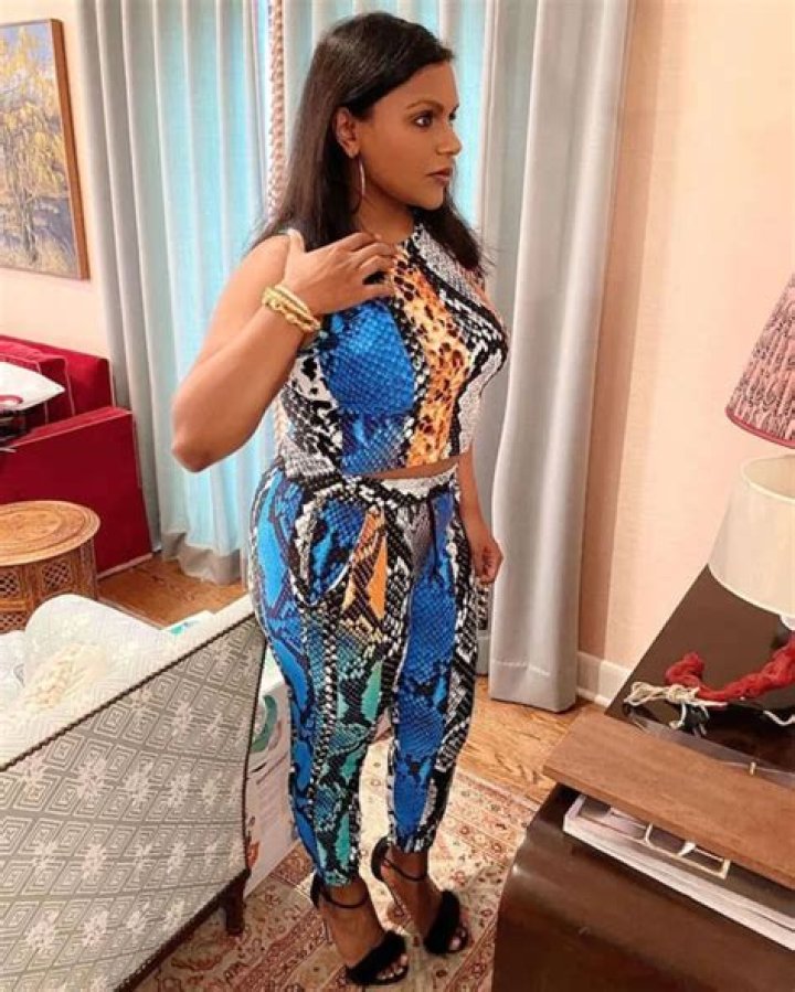 Mindy Kaling Puts On A Stylish Display In Twin Fantasy Snakeskin Outfit