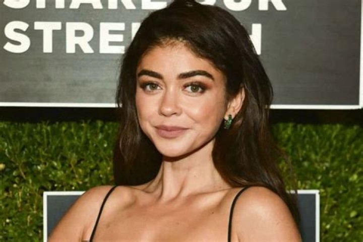 Modern Family Surprises Fans With Death Of Beloved Character Ahead Of Series Finale, And Sarah Hyland Had No Idea It Was Coming