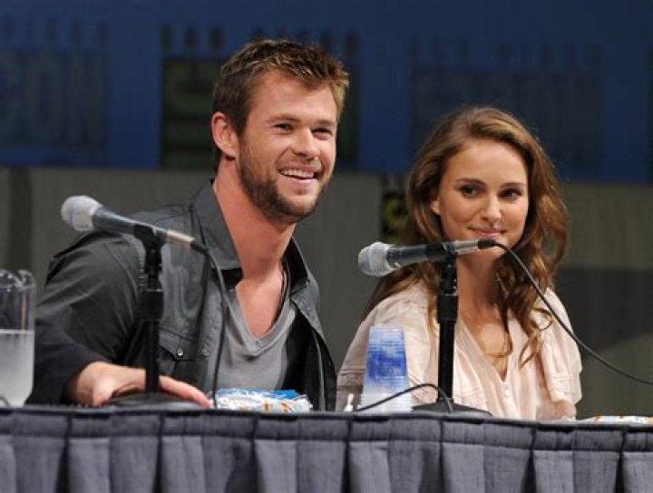 Natalie Portman Reveals What Chris Hemsworth Did For Their Kiss Scene In Thor: Love And Thunder