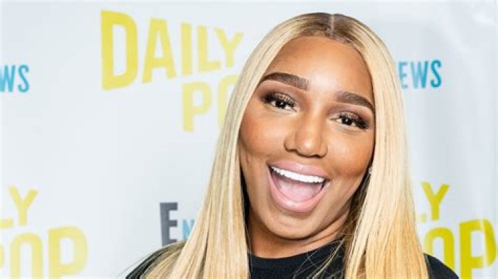 NeNe Leakes Calls Herself A ‘Superior Female Ruler’ And Tries A New Look