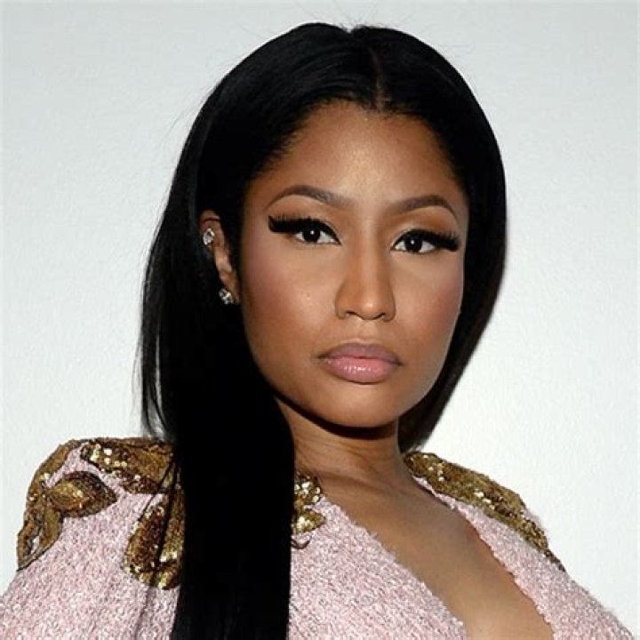 Nicki Minaj Reveals Fans The Gift That Everyone Deserves