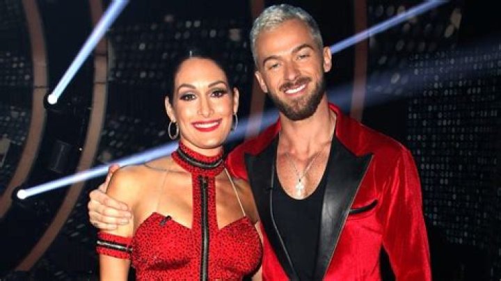 Nikki Bella And Artem Chigvintsev Show Off Their Love While On The Teen Choice Awards Red Carpet