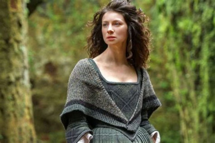Outlander Star Caitriona Balfe Offers Fans A Sneak Peek At Season 5