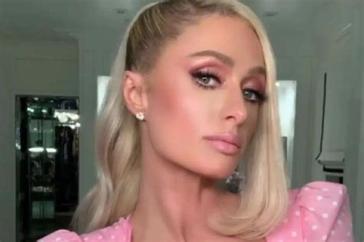 Paris Hilton Is Pretty In Pink, Wears Alessandra Rich