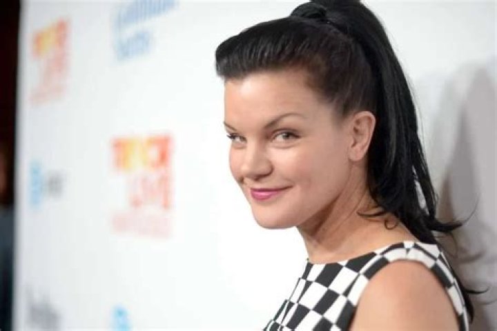 Pauley Perrette Is Back On CBS After Her NCIS Exit – Stars In New Sitcom Titled ‘Broke!’