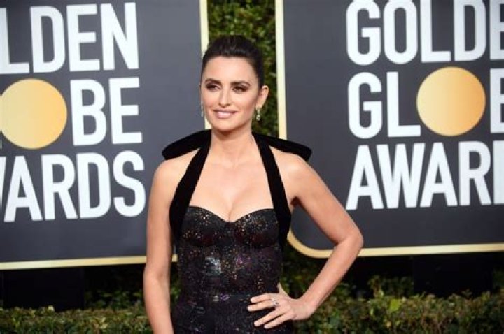 Penelope Cruz Travels The American And Spanish Awards Circuit As She Gears For Critics’ Choice Awards