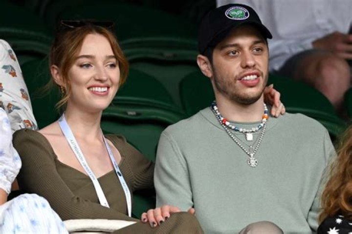 Pete Davidson And Phoebe Dynevor Reportedly Dating