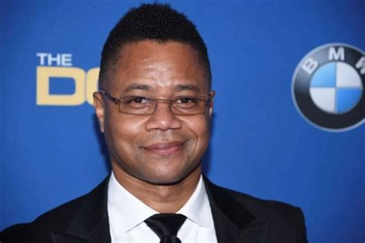 Police Officer Who Leaked Cuba Gooding Junior Photo Stripped Of Badge And Gun