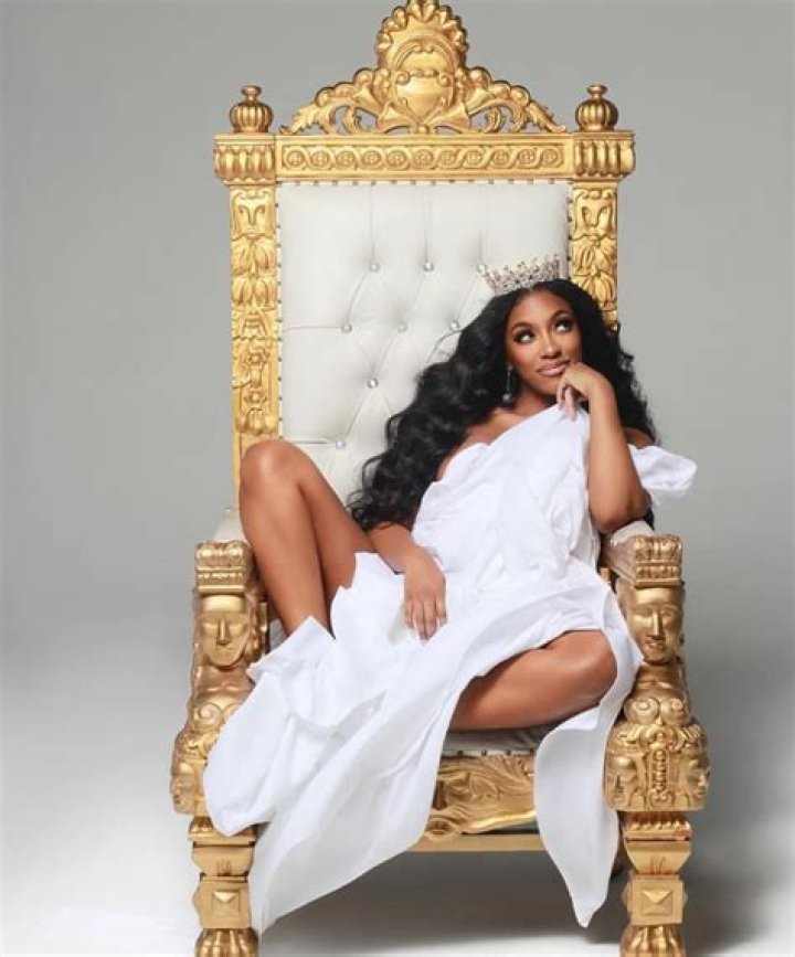 Porsha Williams’ Fans Tell Her Not To Come Off Her Throne For Anyone