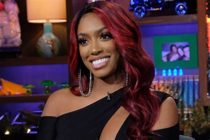Porsha Williams’ Throwback Pics To When She Was Pregnant With PJ Have Fans In Awe