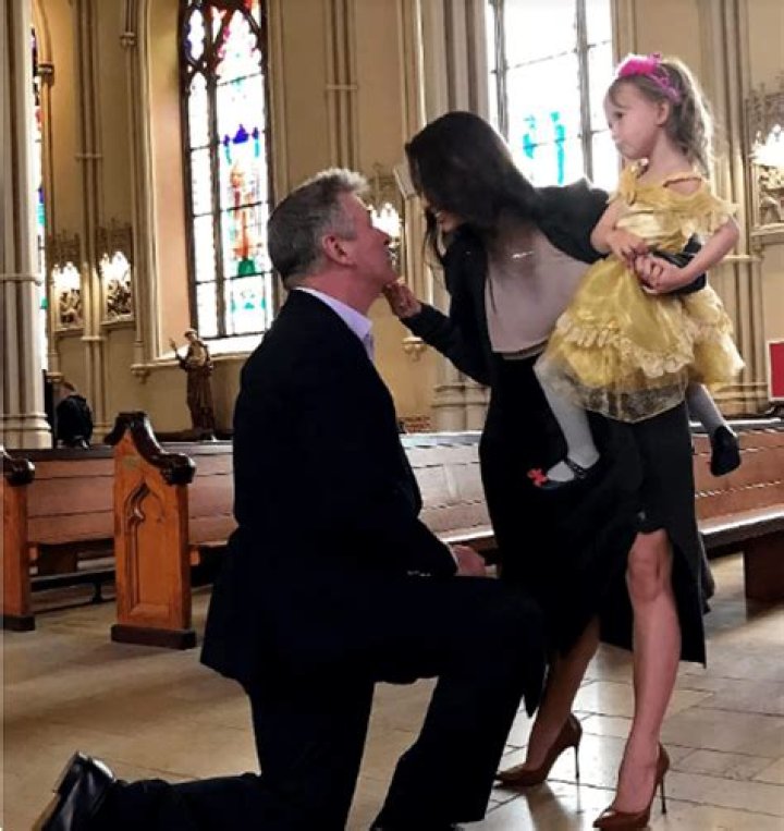 Pregnant Hilaria Baldwin celebrated her wedding anniversary